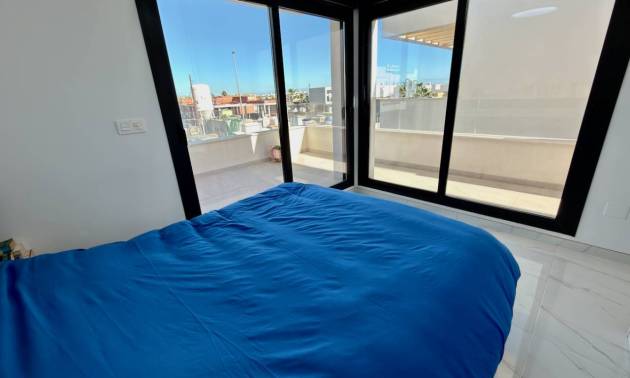 Venta - Villa - Los Montesinos - La Herrada