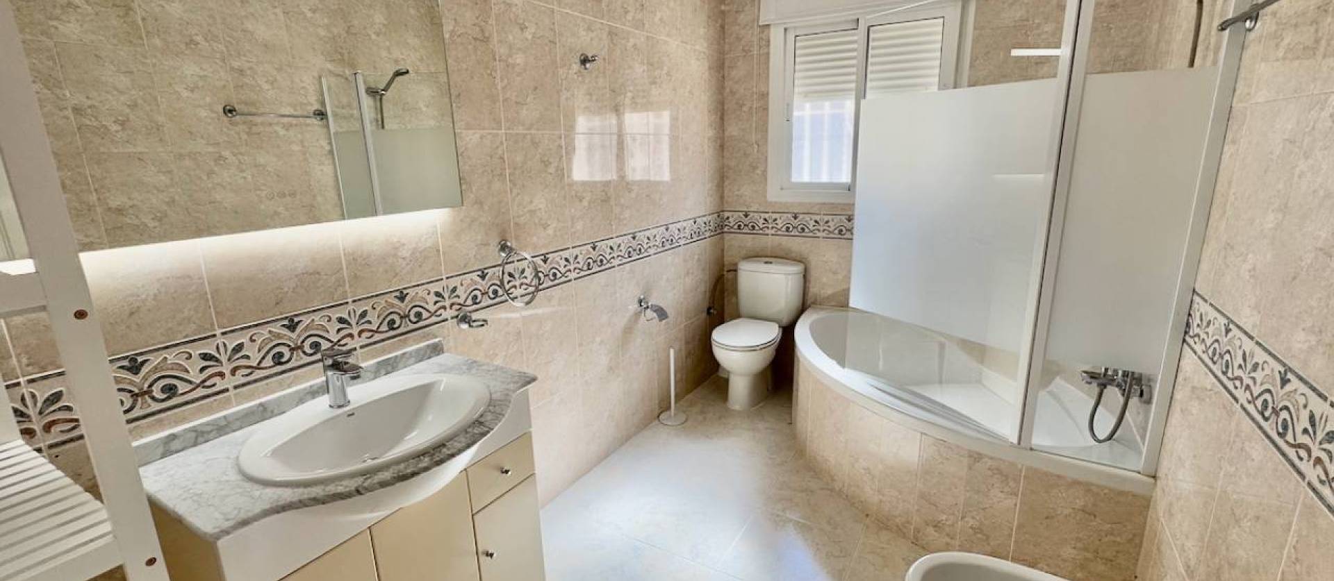 Revente - Villa - Ciudad Quesada