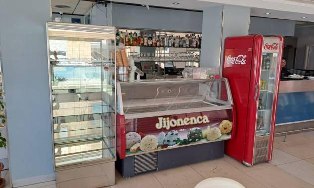 Sale - Commercial - La Mata