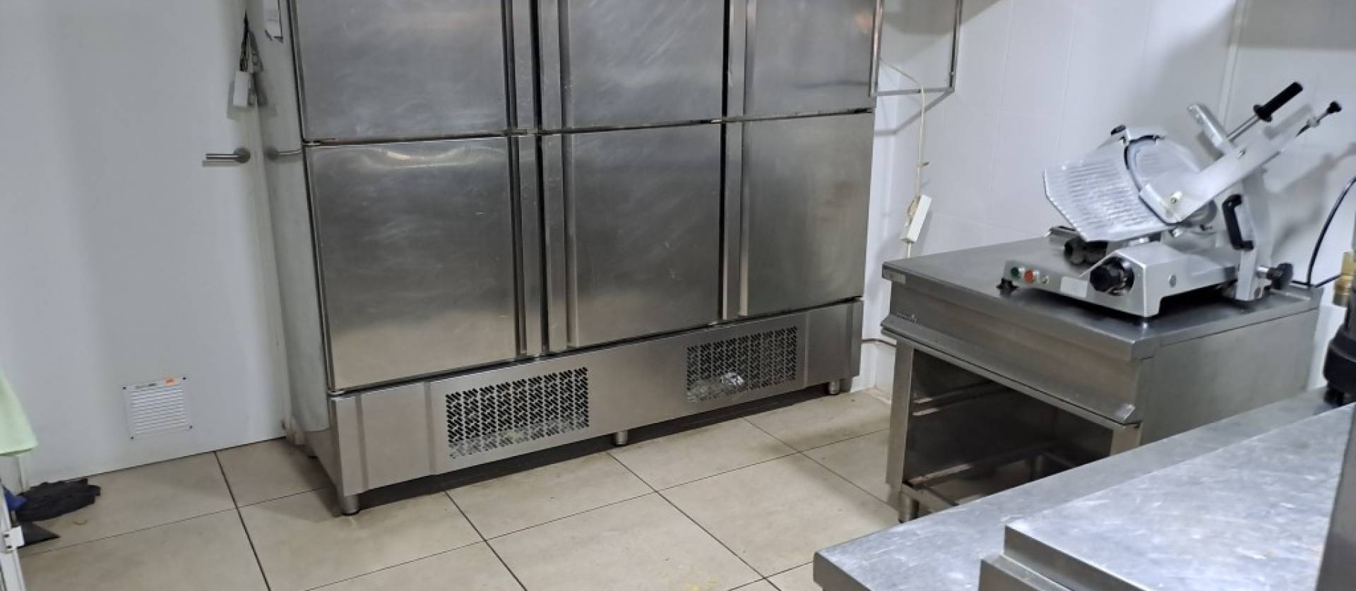 Sale - Commercial - La Mata