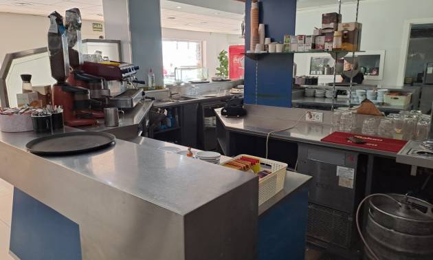 Sale - Commercial - La Mata