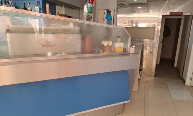 Sale - Commercial - La Mata