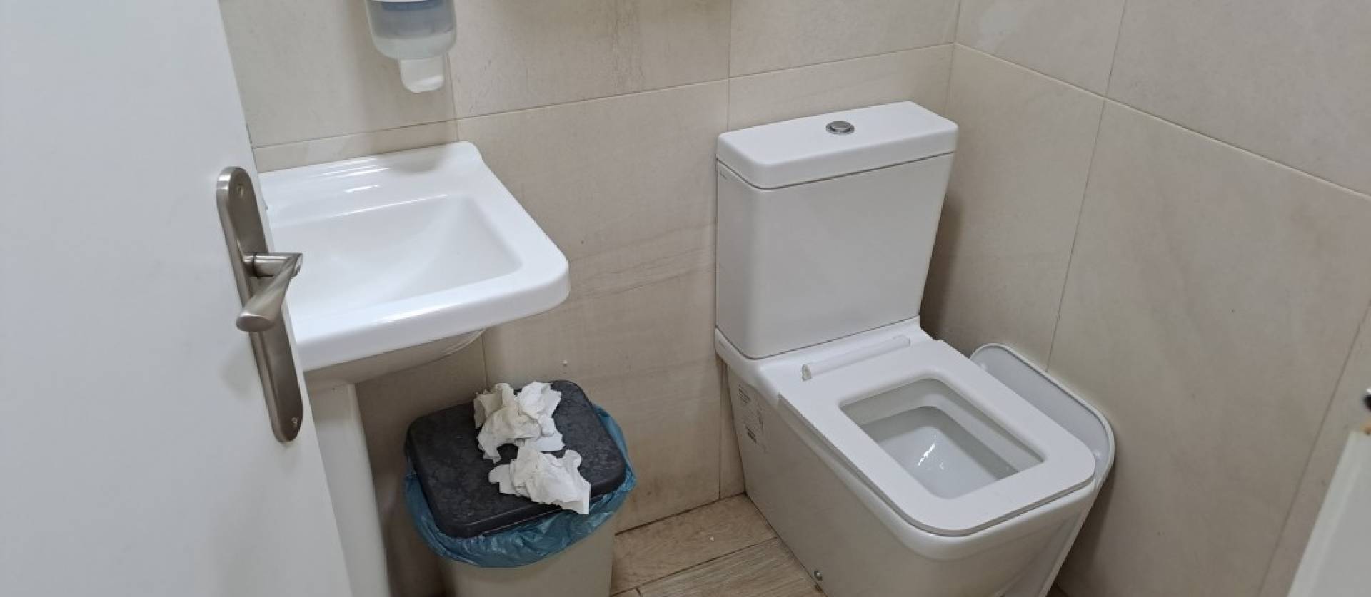 Sale - Commercial - La Mata