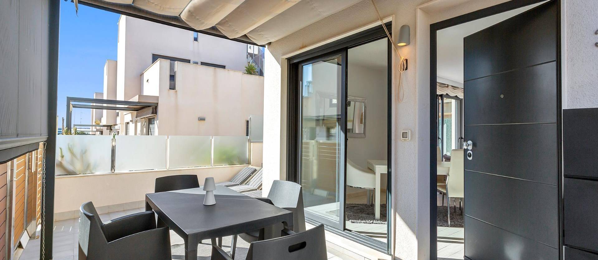 Venta - Villa - Torrevieja - Sector 25