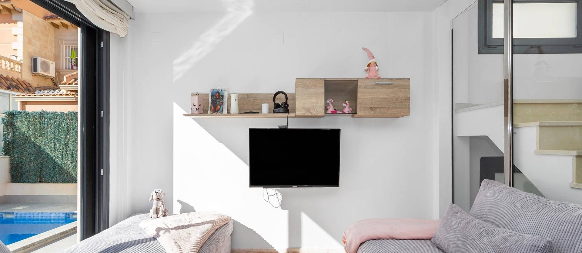 Venta - Villa - Torrevieja - Sector 25