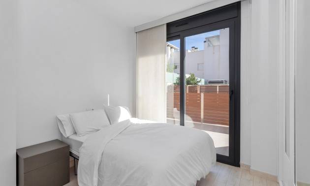 Venta - Villa - Torrevieja - Sector 25