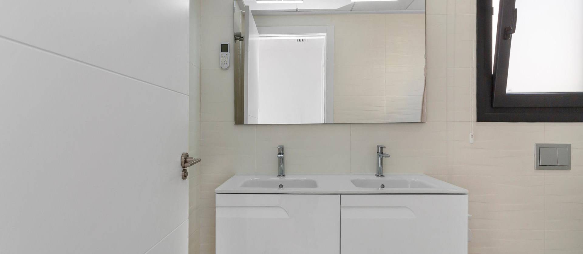 Venta - Villa - Torrevieja - Sector 25