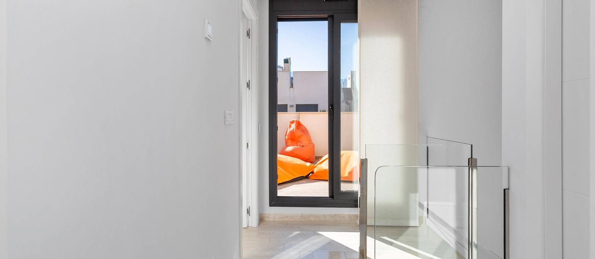 Venta - Villa - Torrevieja - Sector 25