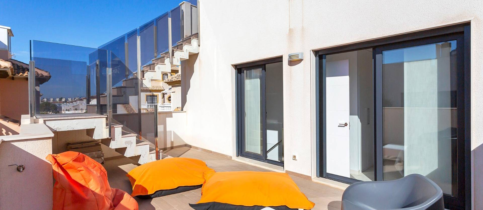 Venta - Villa - Torrevieja - Sector 25