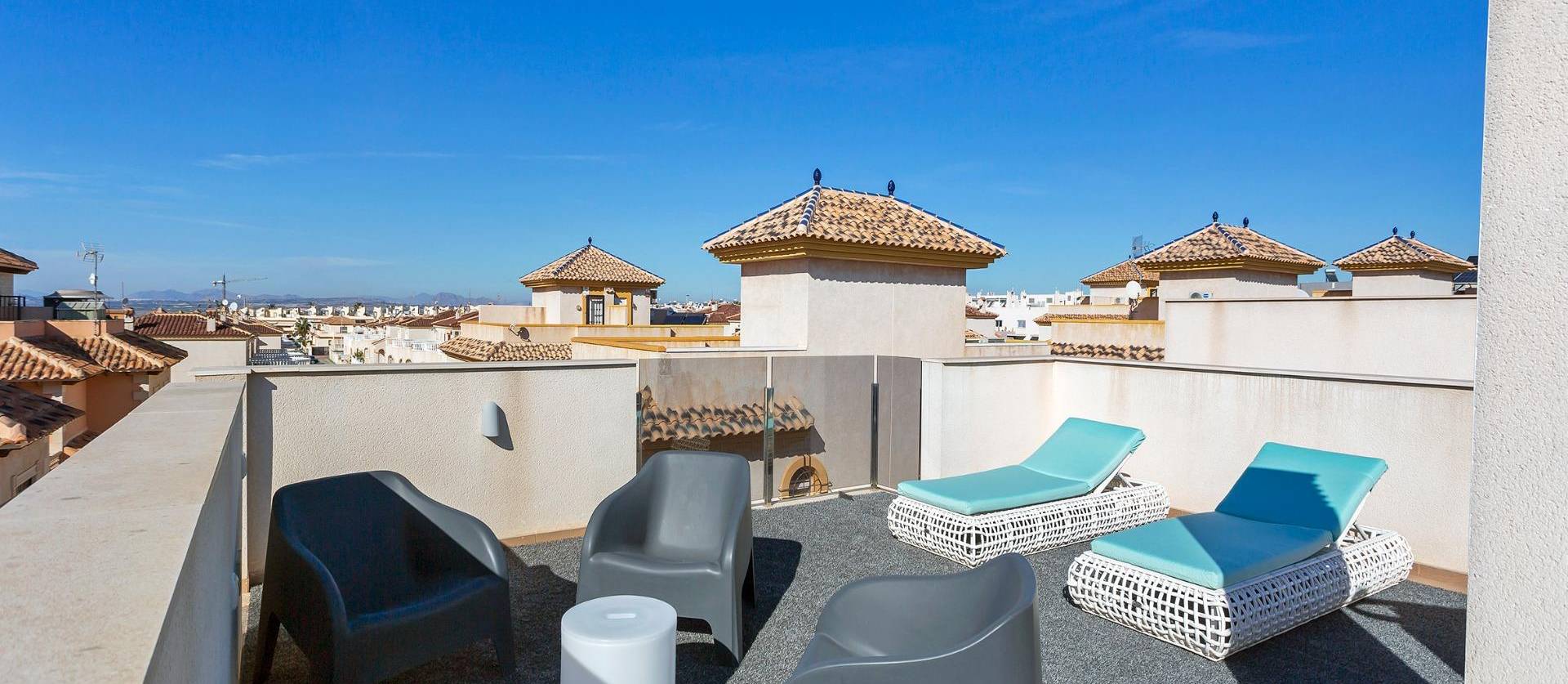 Venta - Villa - Torrevieja - Sector 25