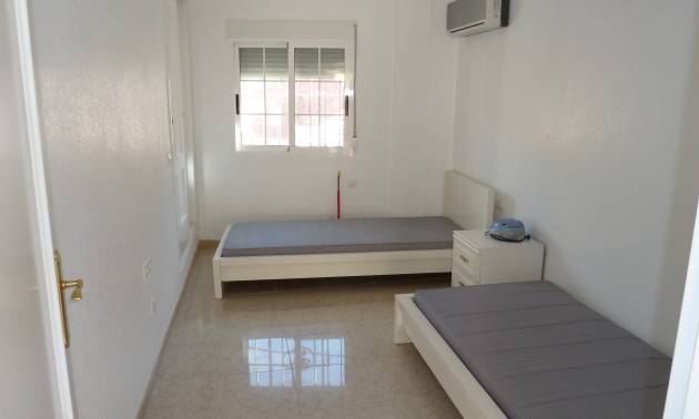 Bestaande woningen - Halfvrijstaand - Rojales