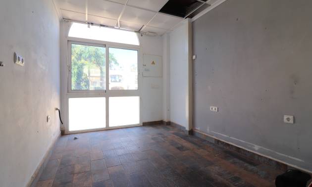 Sale - Commercial - Algorfa