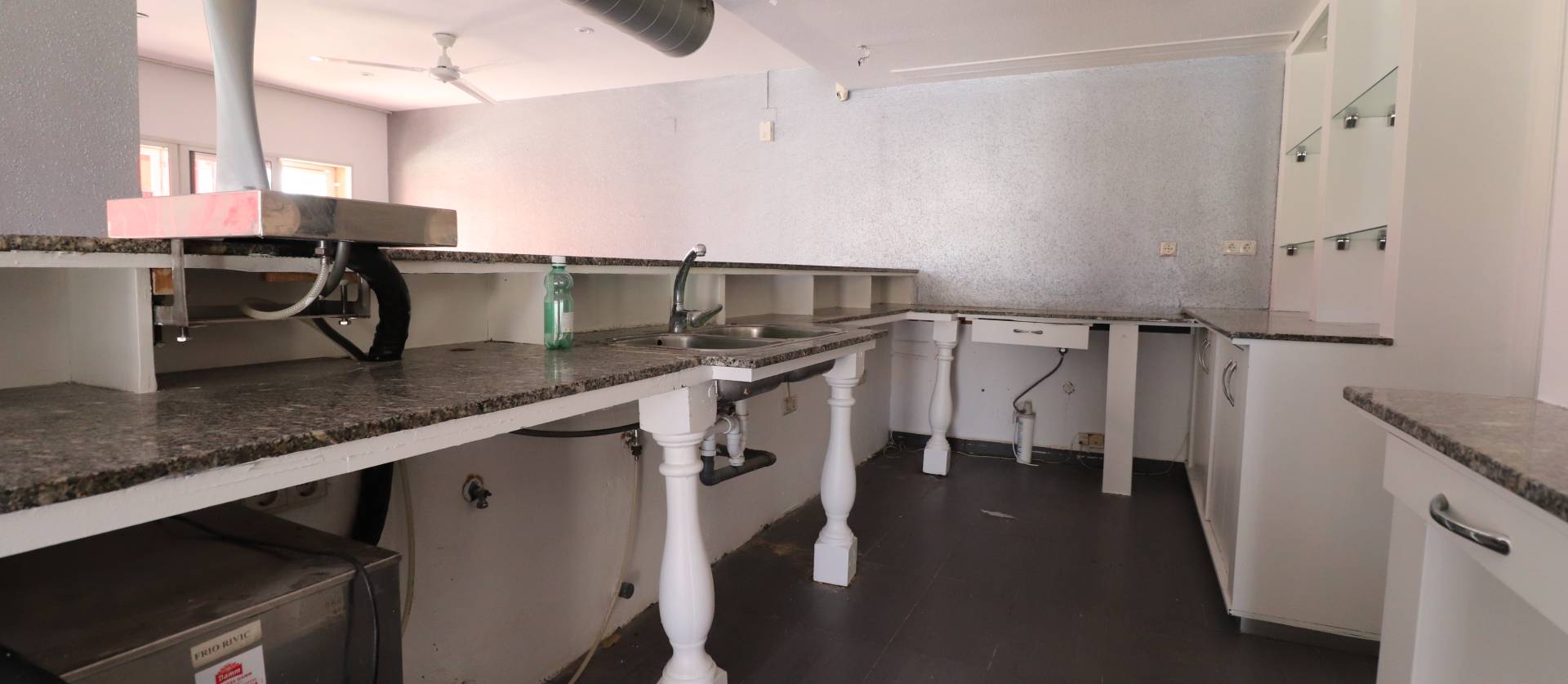 Revente - Commercial - Ciudad Quesada