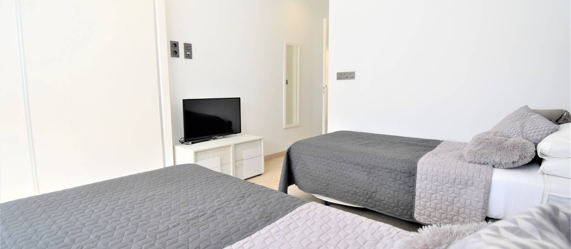 Revente - Villa - Orihuela Costa