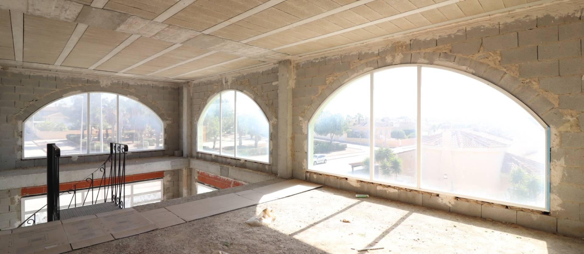 Sale - Commercial - Benimar