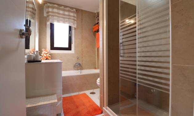 Bestaande woningen - Villa - Algorfa