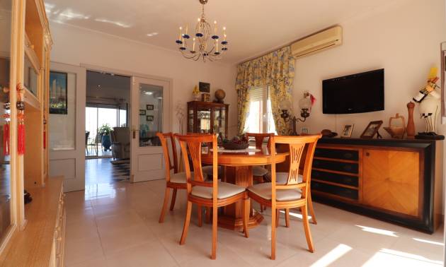 Bestaande woningen - Villa - Algorfa
