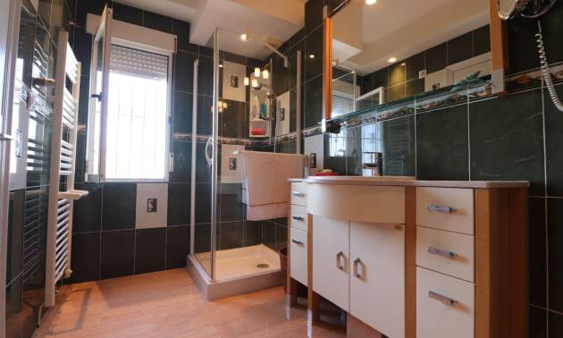 Bestaande woningen - Villa - Algorfa