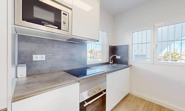 Sale - Bungalow - Orihuela Costa