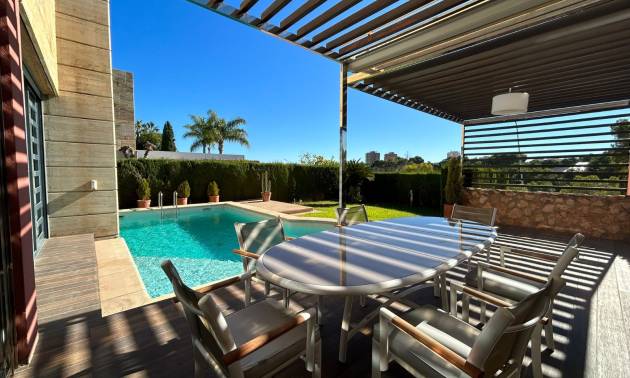 Bestaande woningen - Villa - Orihuela Costa