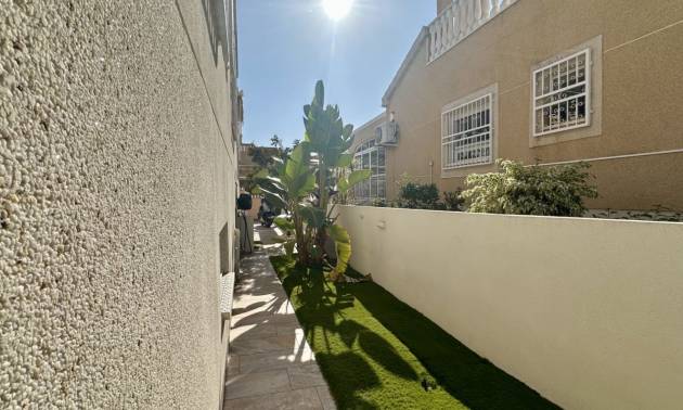 Bestaande woningen - Villa - Orihuela Costa - Los Altos