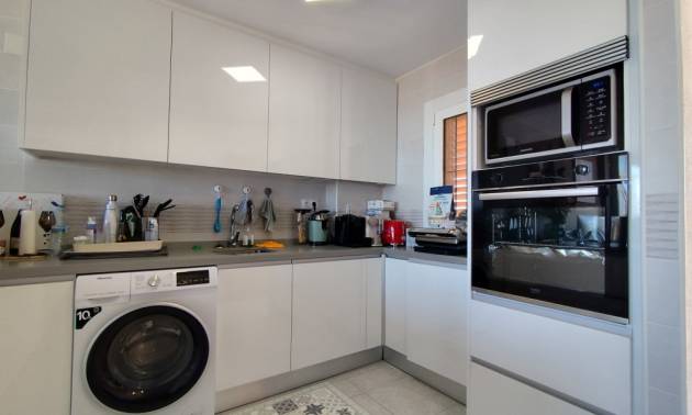 Sale - Apartment - La Mata