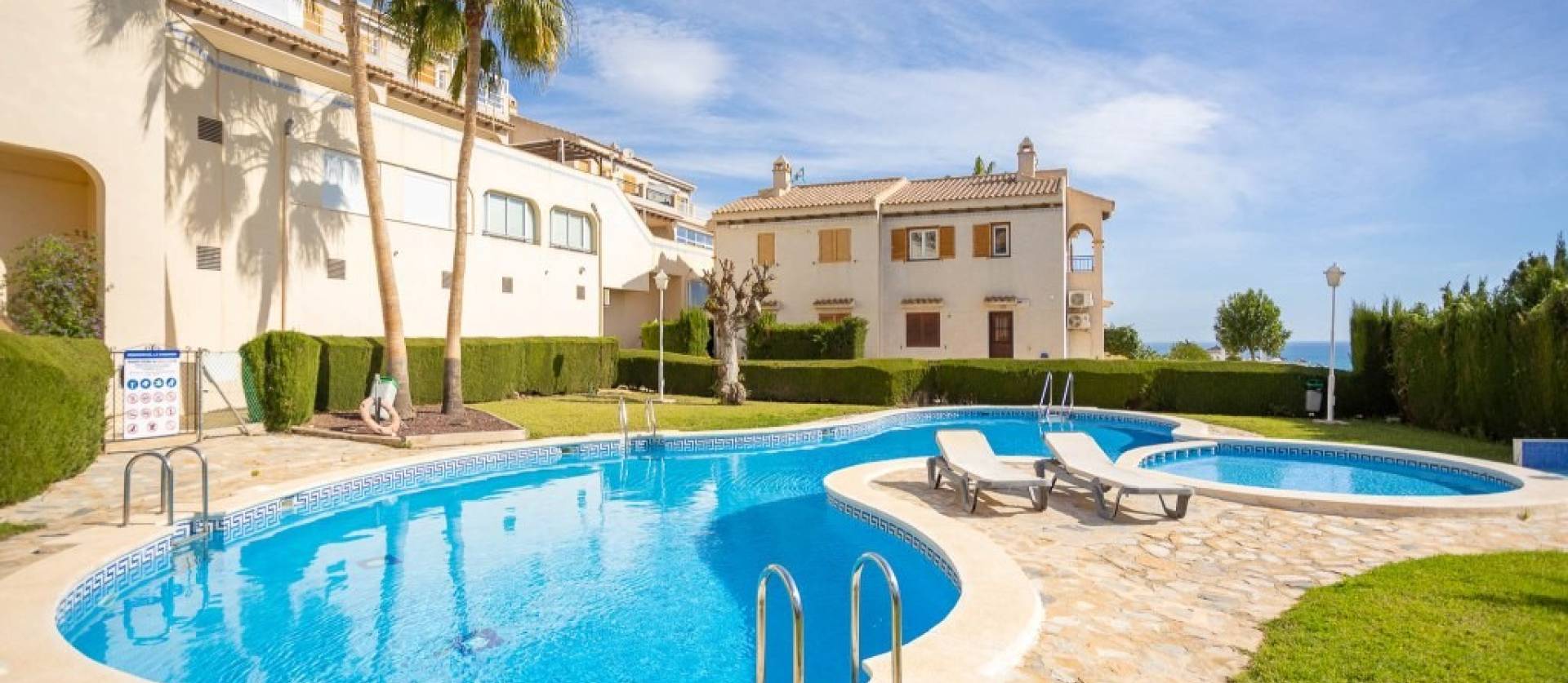 Sale - Apartment - La Mata