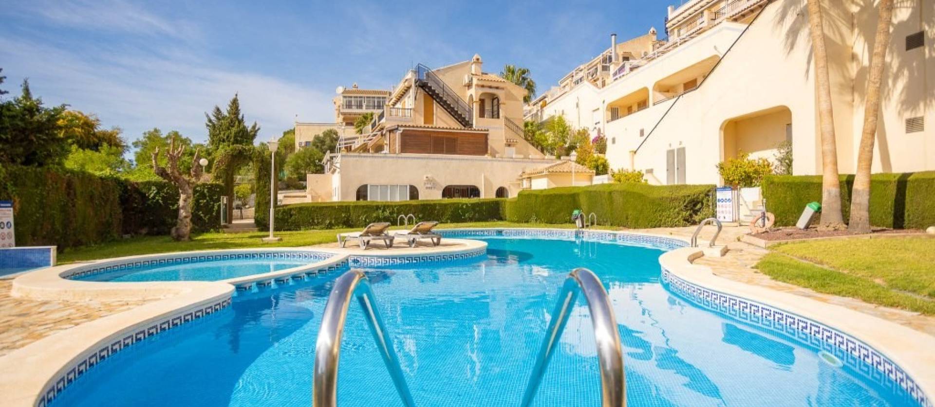 Sale - Apartment - La Mata