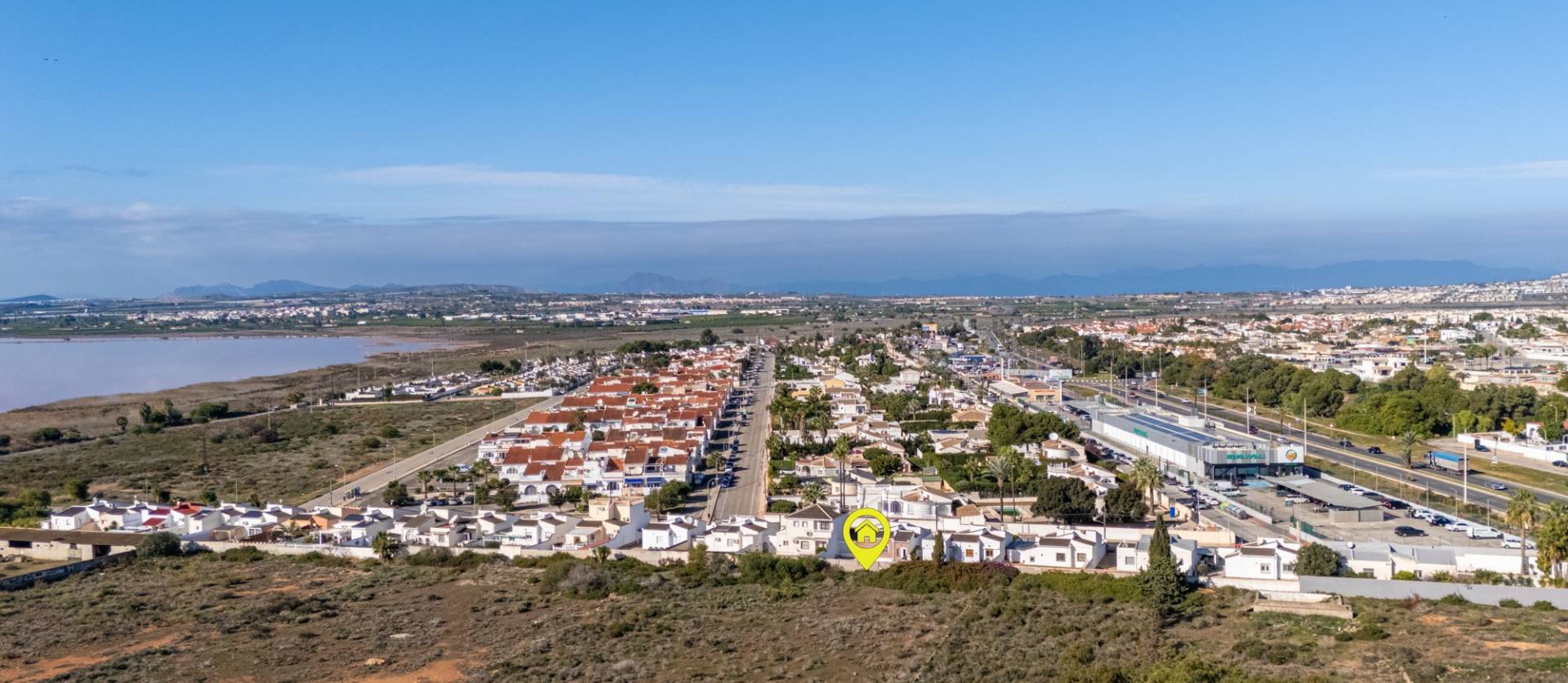 Sale - Villa - Torrevieja - Urbanización San Luis