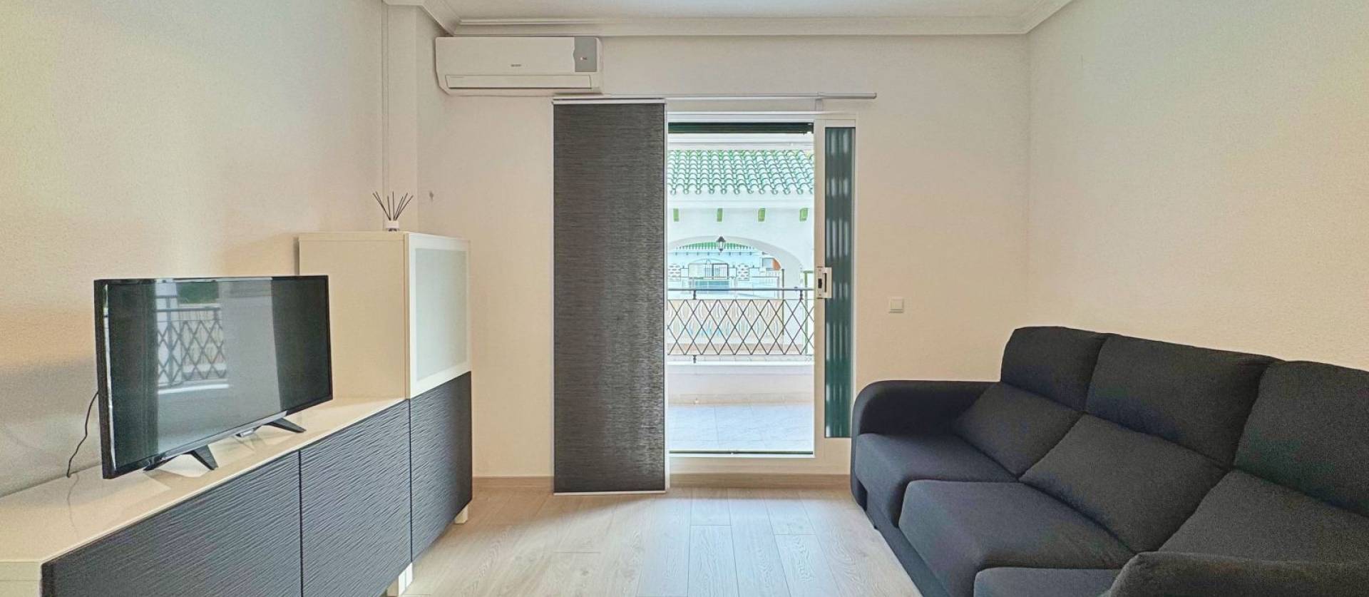 Venta - Apartment - Torrevieja - La Mata