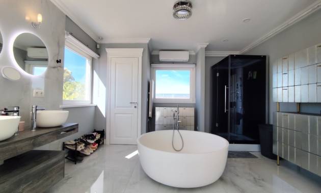 Sale - Villa - El Mudamiento