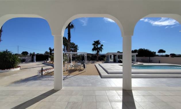 Sale - Villa - El Mudamiento