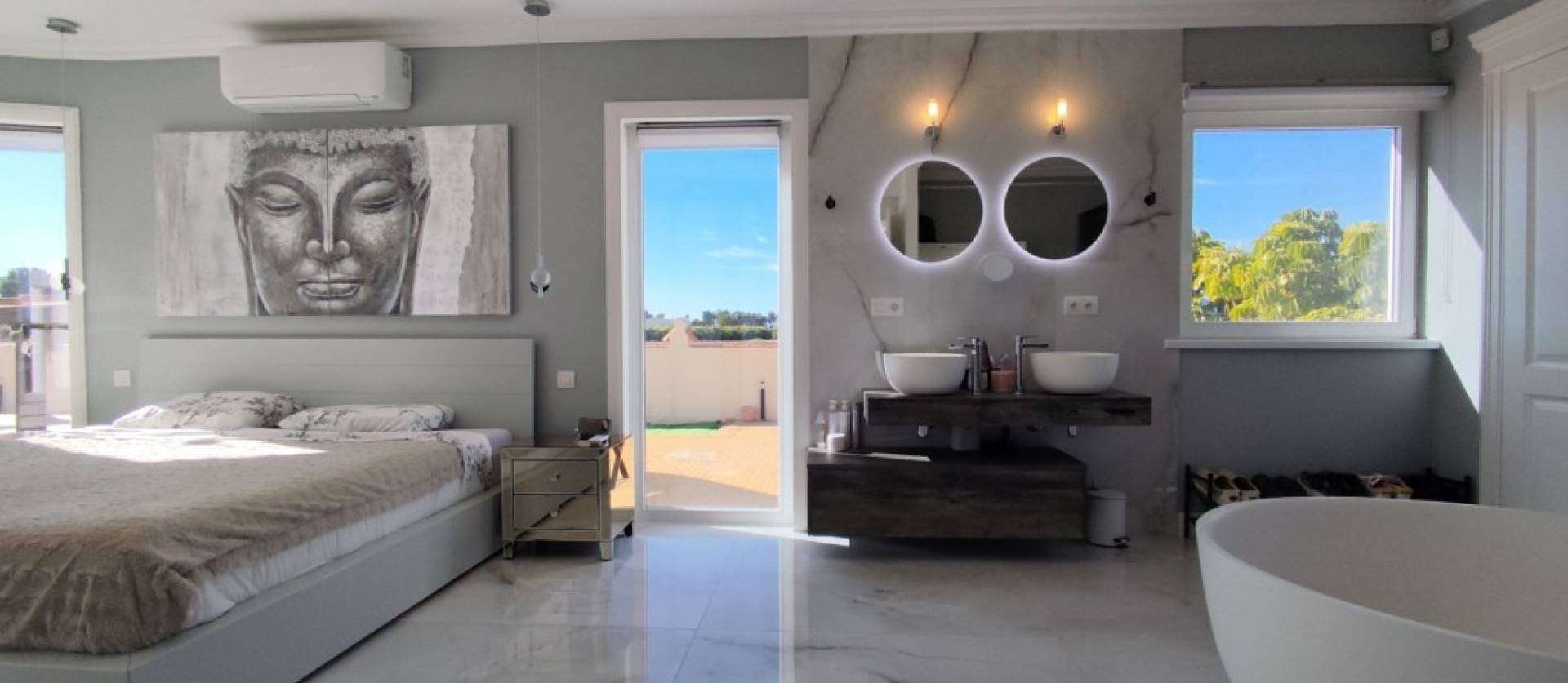 Sale - Villa - El Mudamiento