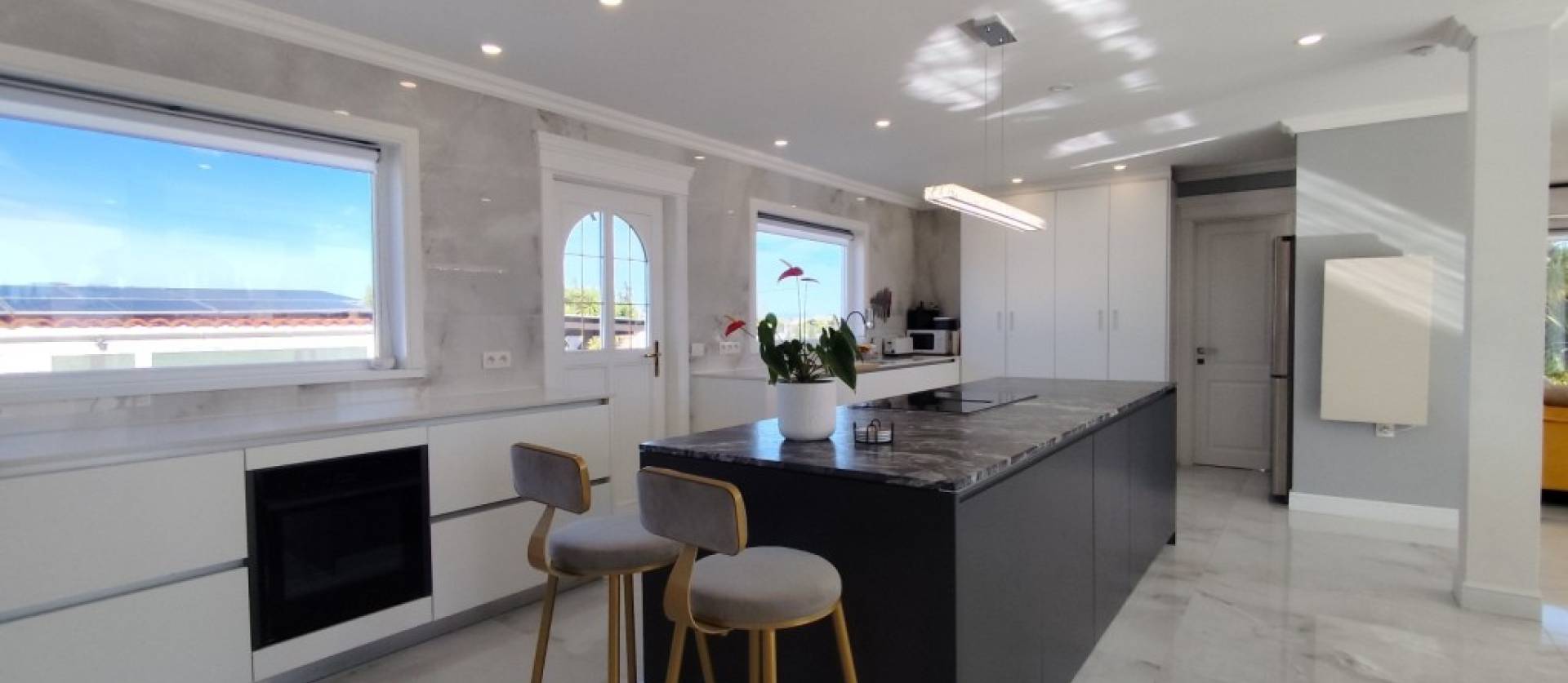 Sale - Villa - El Mudamiento