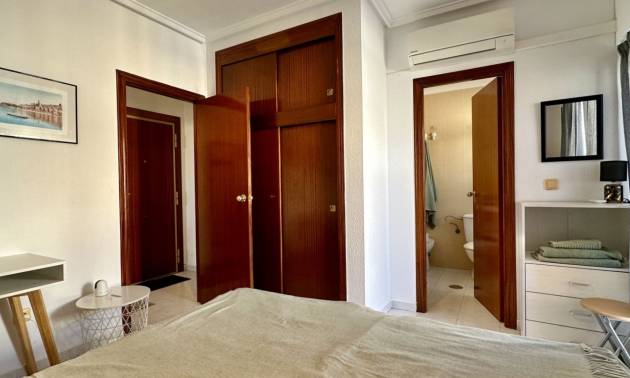 Venta - Apartment - Torrevieja