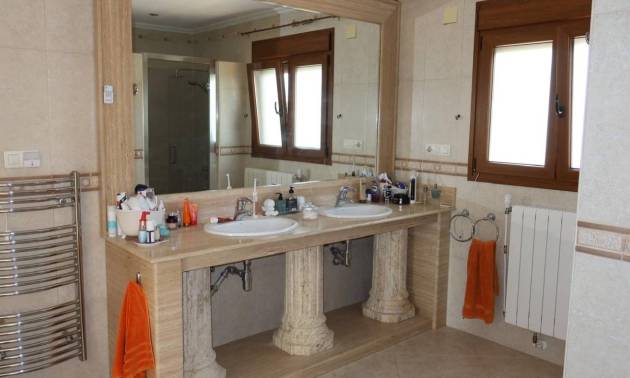 Sale - Villa - Orihuela