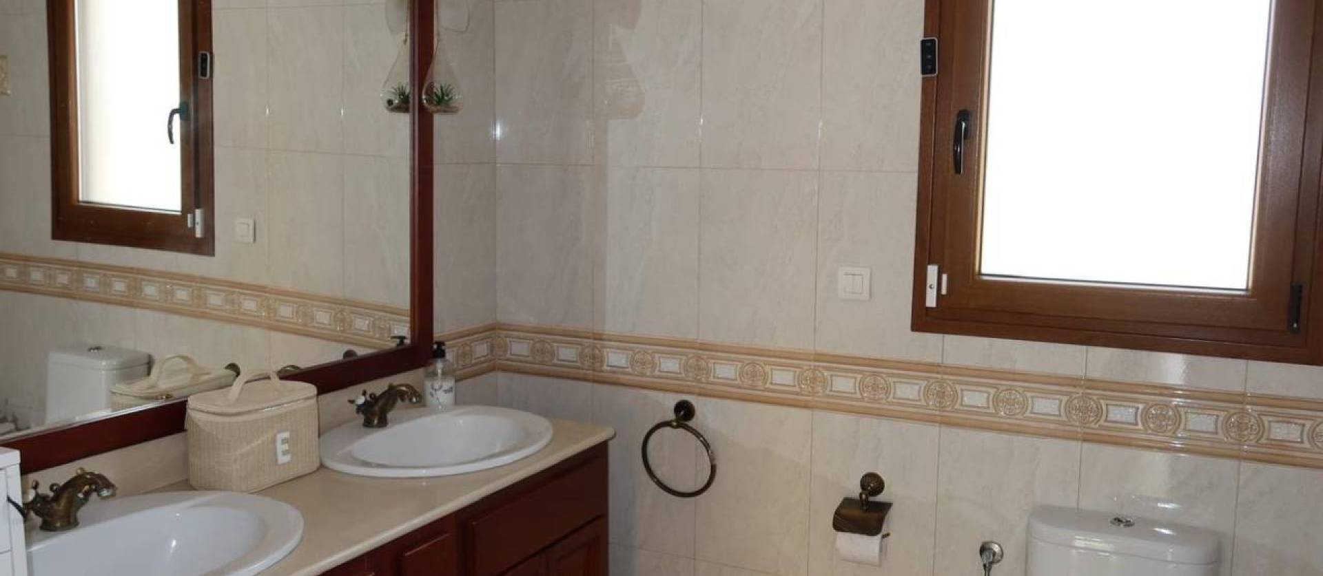 Sale - Villa - Orihuela