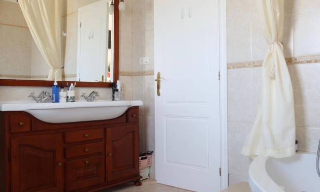 Sale - Villa - Orihuela