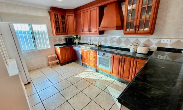 Sale - Villa - Hondón de las Nieves