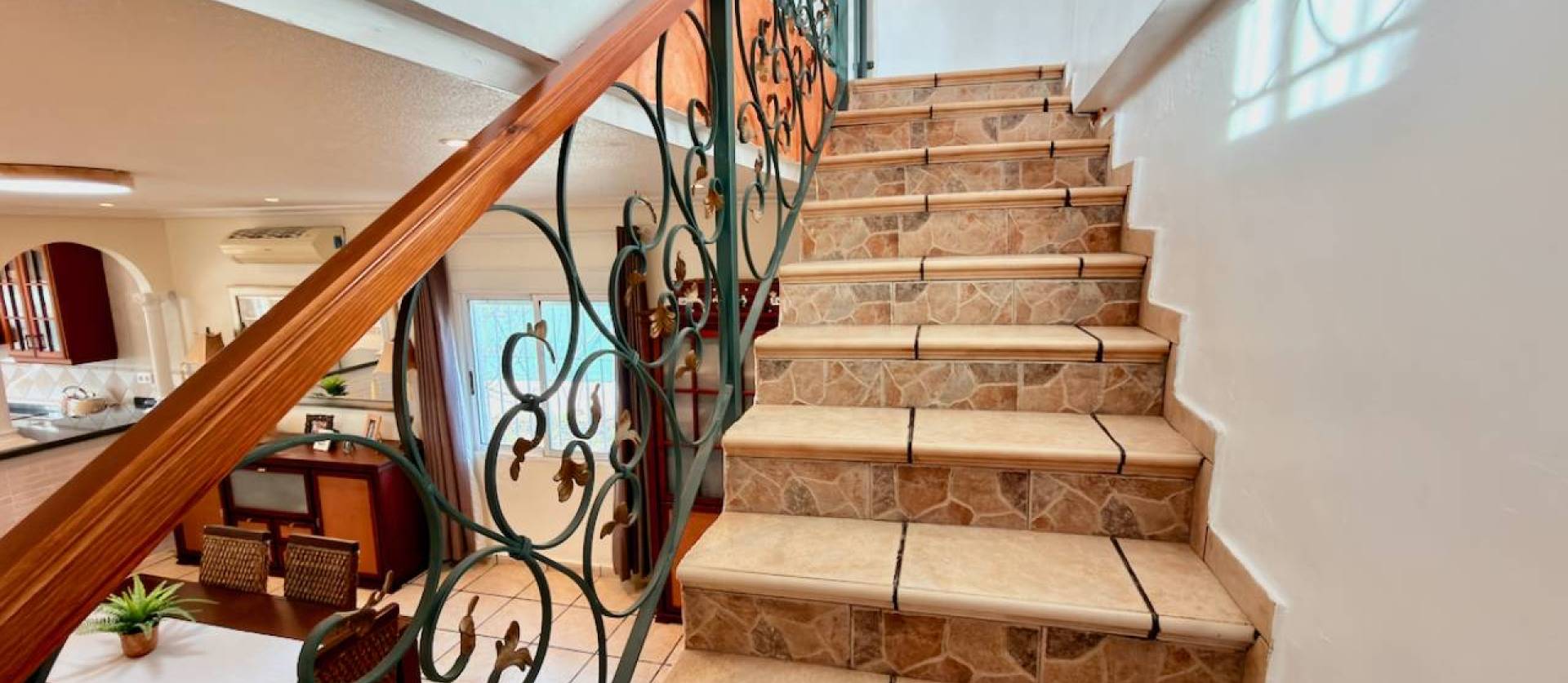 Sale - Villa - Hondón de las Nieves