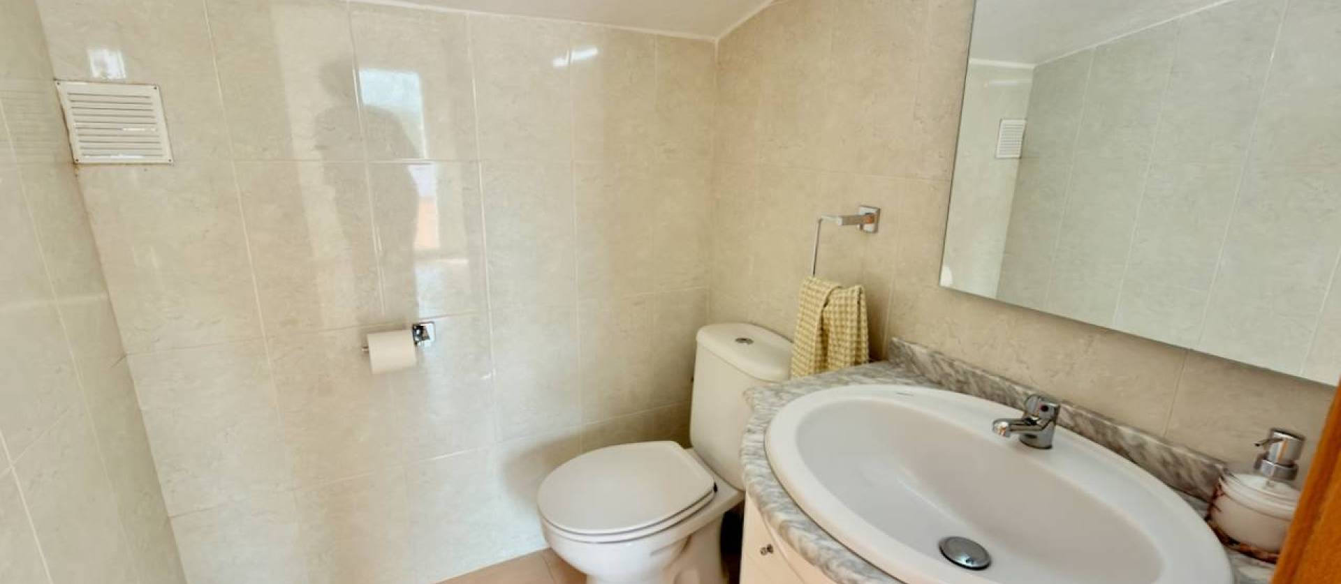 Sale - Villa - Hondón de las Nieves