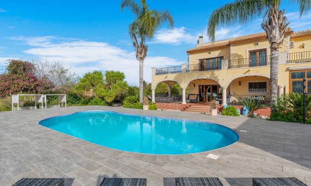 Sale - Villa - Orihuela