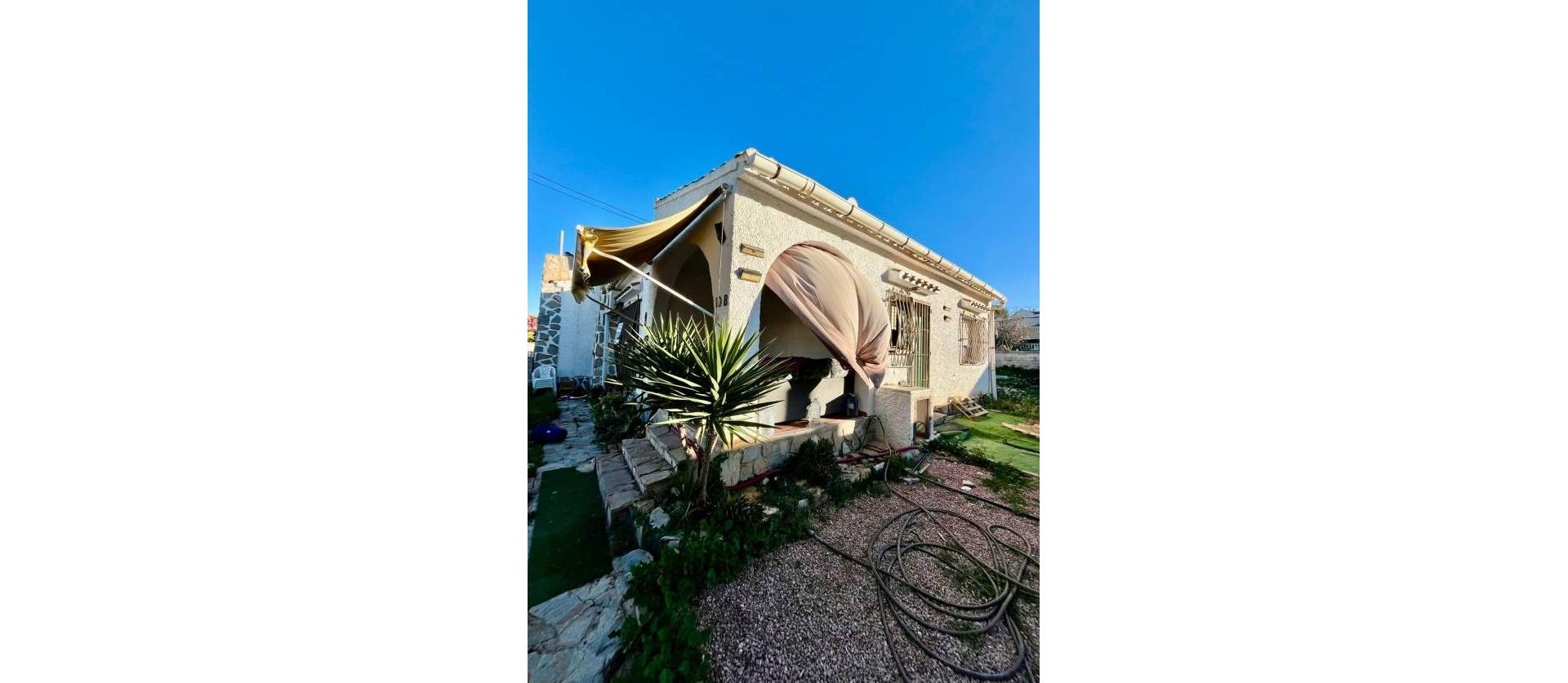 Venta - Villa - Torrevieja - Aguas Nuevas