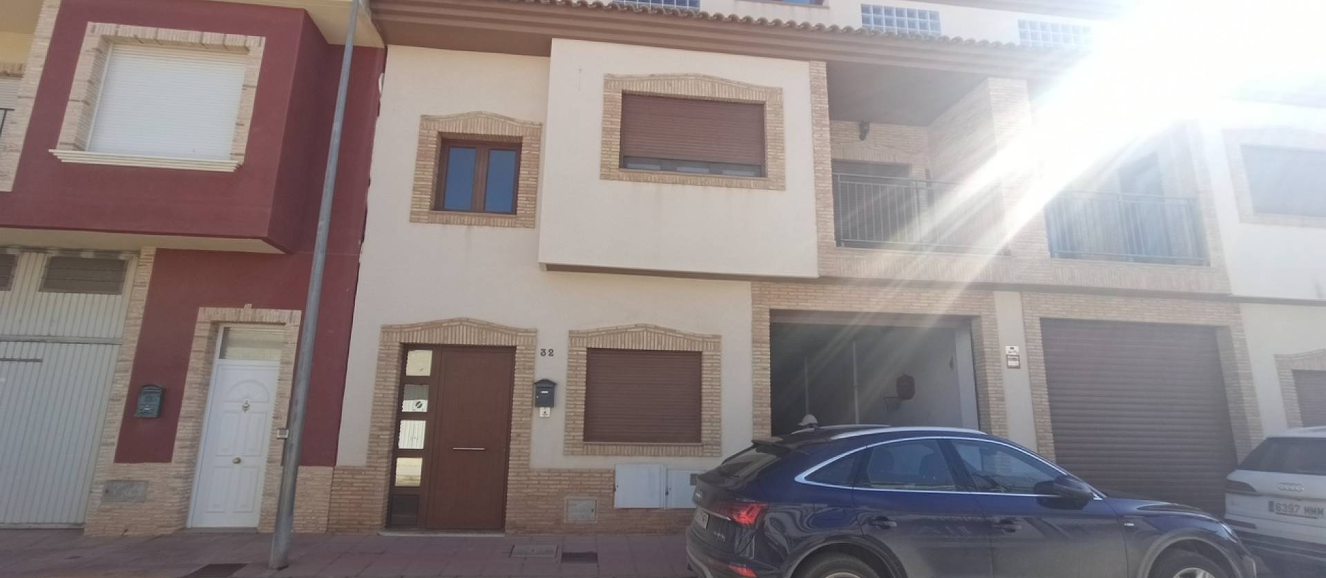Sale - Townhouse - Roldan