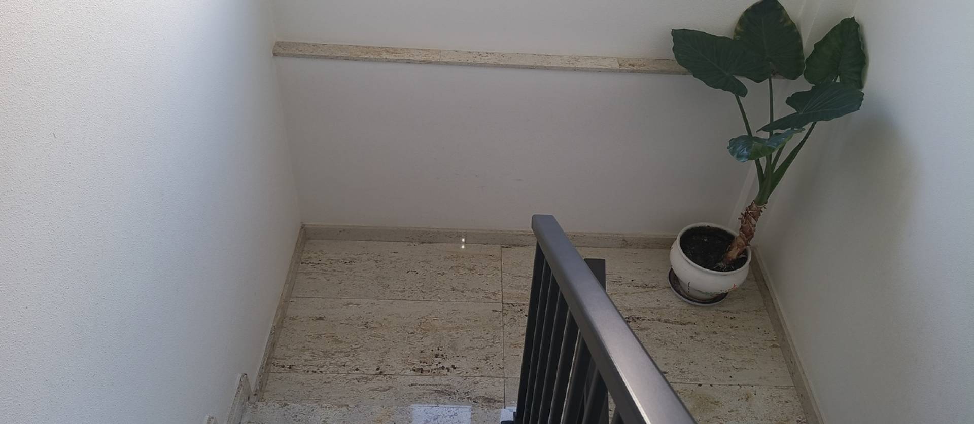 Sale - Townhouse - Roldan