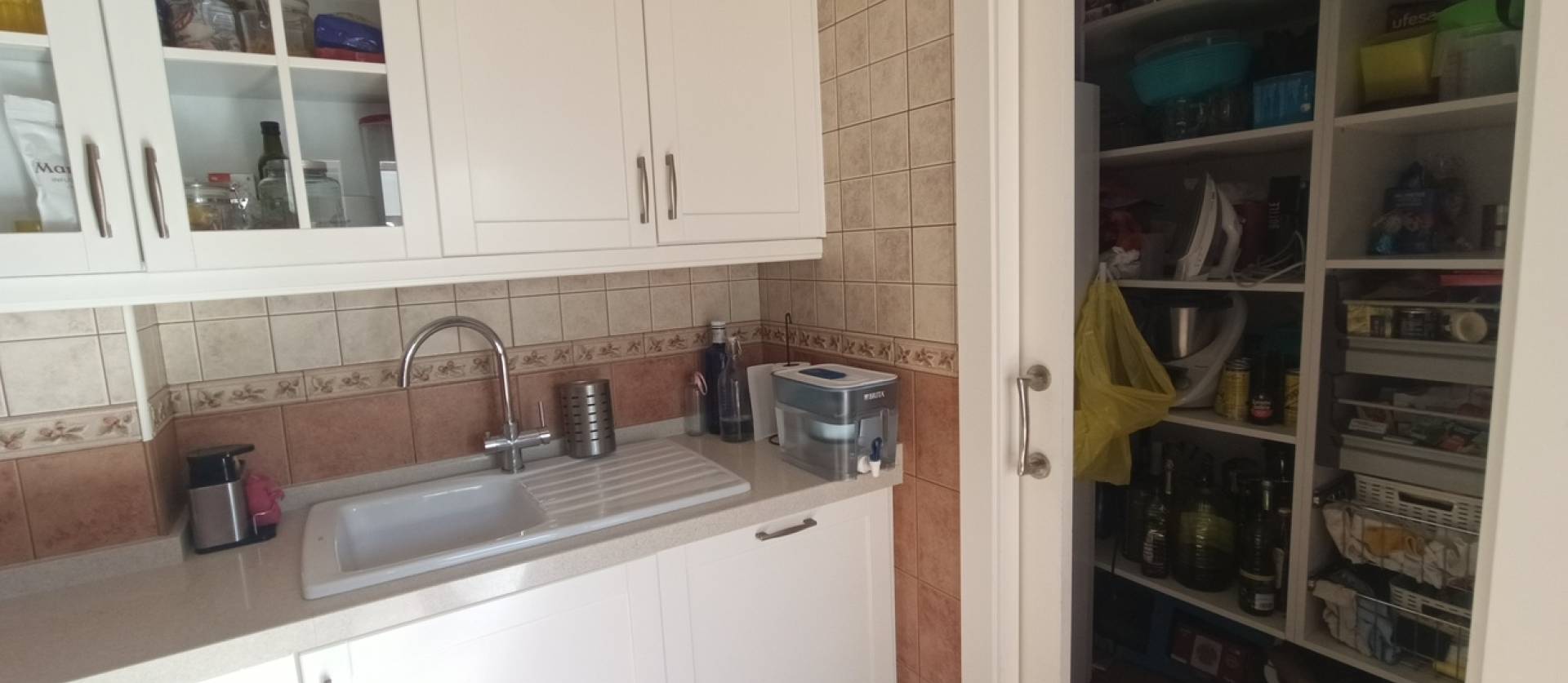 Sale - Townhouse - Roldan