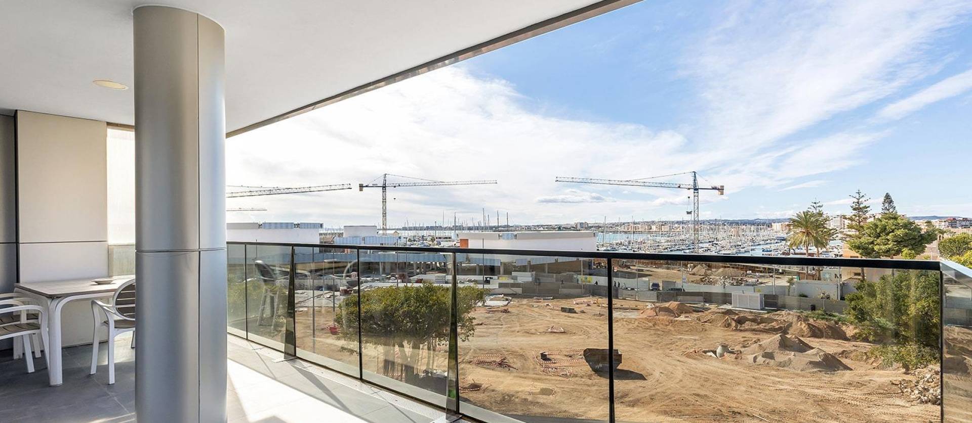 Sale - Apartment - Torrevieja - Paseo maritimo