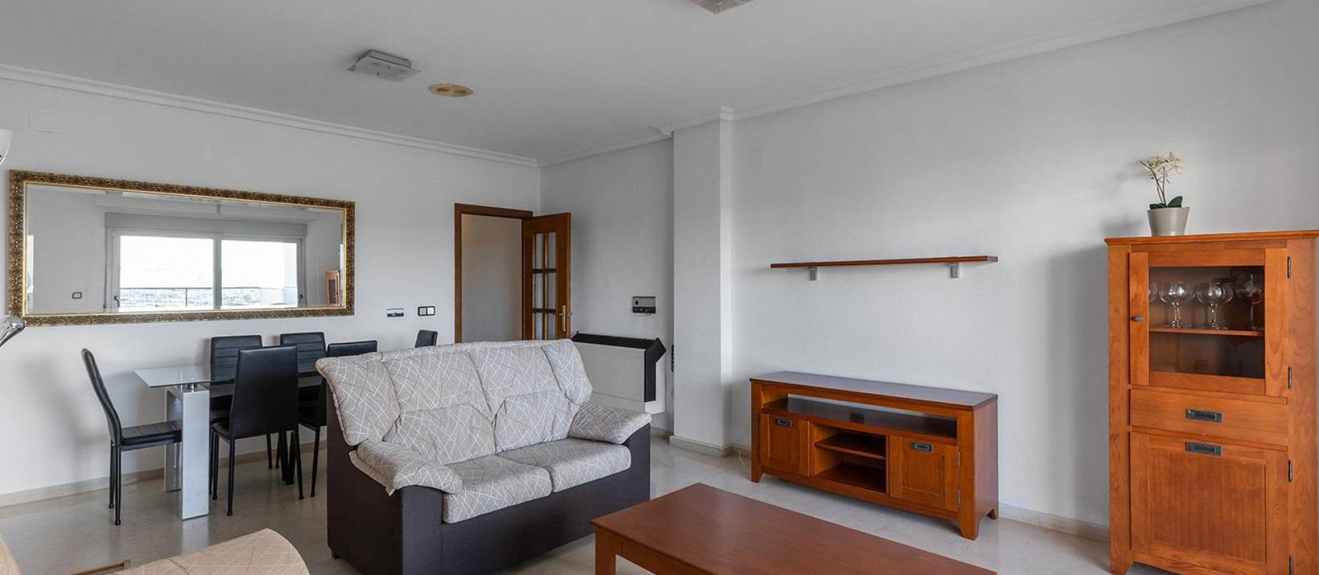 Sale - Apartment - Torrevieja - Paseo maritimo