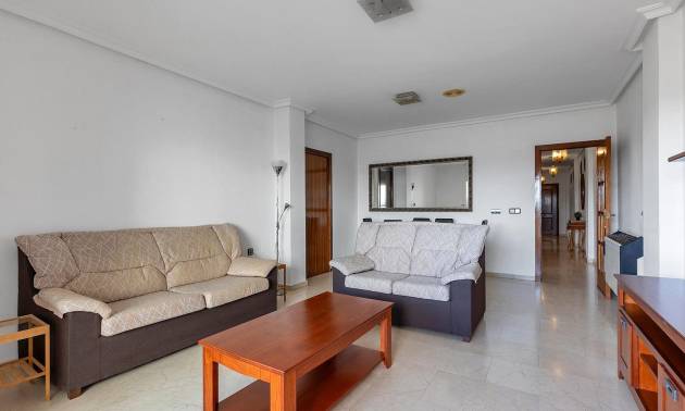 Sale - Apartment - Torrevieja - Paseo maritimo