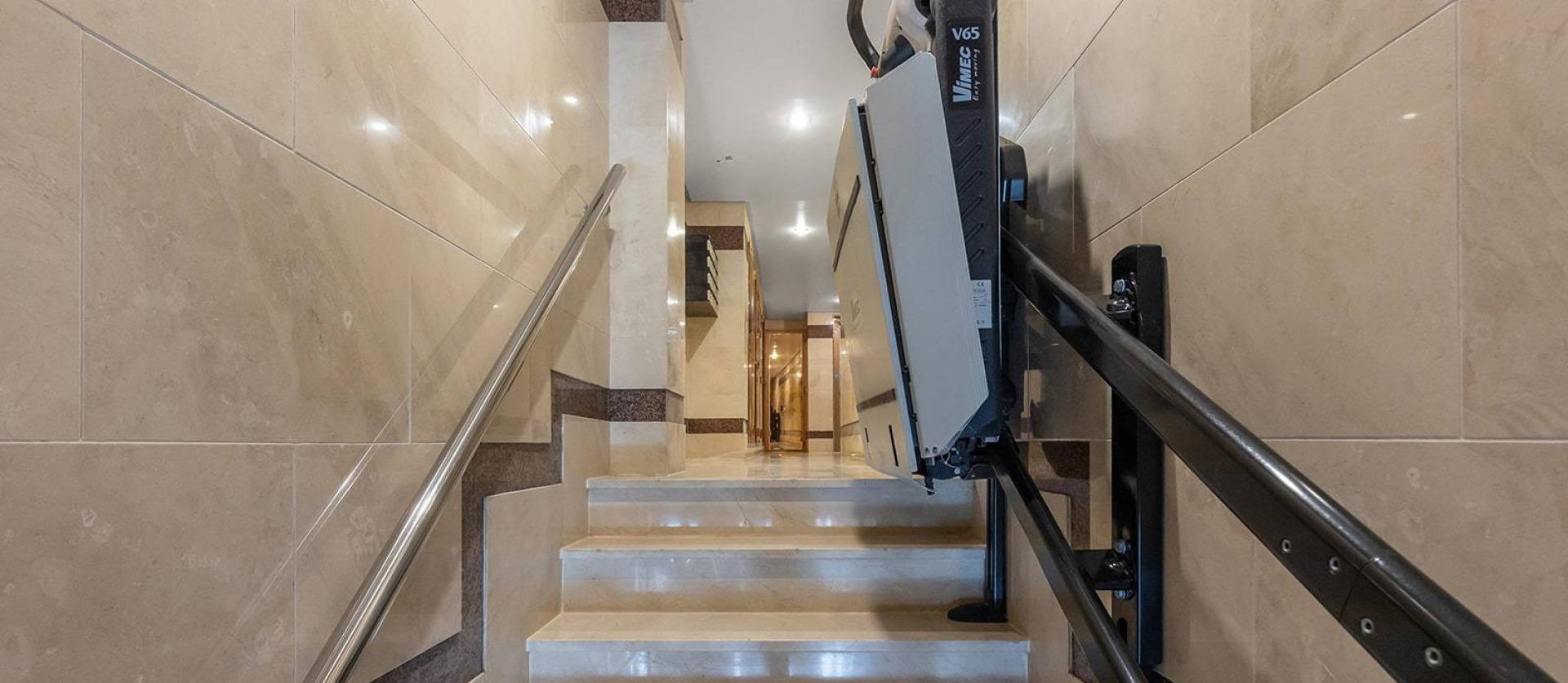 Sale - Apartment - Torrevieja - Paseo maritimo